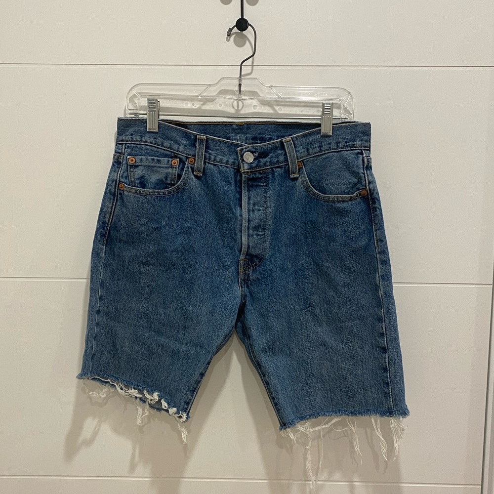 Levi’s 501 cutoffs